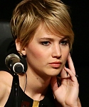 November_14_-_The_Hunger_Games_Catching_Fire_Press_Conference_in_Rome_281629.jpg
