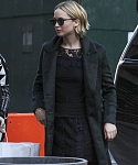 November_15_-_Leaving_her_hotel_in_New_York_City_before_she_heads_to_Mockingjay_Fan_Press_Event_283729.jpg