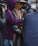 November_16_-_Leaving_her_hotel_in_New_York_2810029.jpg