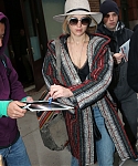 November_16_-_Leaving_her_hotel_in_New_York_284829.JPG