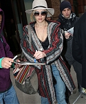 November_16_-_Leaving_her_hotel_in_New_York_286229.jpg