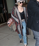 November_16_-_Leaving_her_hotel_in_New_York_287529.jpg