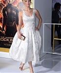 November_17_-__Mockingjay_Part_1__Premiere_in_Los_Angeles_2810029~0.jpg