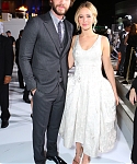 November_17_-__Mockingjay_Part_1__Premiere_in_Los_Angeles_2815029~0.jpg