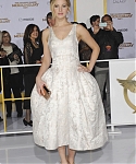 November_17_-__Mockingjay_Part_1__Premiere_in_Los_Angeles_2819629.jpg