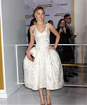 November_17_-__Mockingjay_Part_1__Premiere_in_Los_Angeles_2819929.jpg