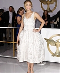 November_17_-__Mockingjay_Part_1__Premiere_in_Los_Angeles_2820429.jpg