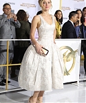 November_17_-__Mockingjay_Part_1__Premiere_in_Los_Angeles_2822129.jpg
