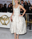 November_17_-__Mockingjay_Part_1__Premiere_in_Los_Angeles_2823029.jpg