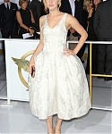 November_17_-__Mockingjay_Part_1__Premiere_in_Los_Angeles_2825229.jpg