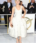 November_17_-__Mockingjay_Part_1__Premiere_in_Los_Angeles_2825629.jpg