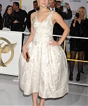 November_17_-__Mockingjay_Part_1__Premiere_in_Los_Angeles_2825729.jpg