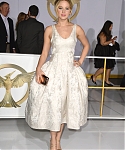 November_17_-__Mockingjay_Part_1__Premiere_in_Los_Angeles_2828429.jpg