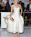November_17_-__Mockingjay_Part_1__Premiere_in_Los_Angeles_284129~0.jpg