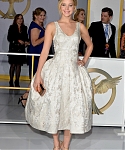 November_17_-__Mockingjay_Part_1__Premiere_in_Los_Angeles_28429~0.jpg