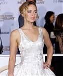 November_17_-__Mockingjay_Part_1__Premiere_in_Los_Angeles_285829.jpg
