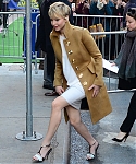 Filename=November_21_-_Outside_ABC_Studios_in_New_York_City_283629.jpg
Filesize=1877KiB
Dimensions=1650x2181
Date added=Nov 21, 2013 November_21_-_Outside_ABC_Studios_in_New_York_City_283629.jpg