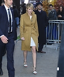 Filename=November_21_-_Outside_ABC_Studios_in_New_York_City_284429.jpg
Filesize=3102KiB
Dimensions=1920x2400
Date added=Nov 21, 2013 November_21_-_Outside_ABC_Studios_in_New_York_City_284429.jpg