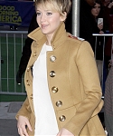 Filename=November_21_-_Outside_ABC_Studios_in_New_York_City_28829.jpg
Filesize=4254KiB
Dimensions=2133x3200
Date added=Nov 21, 2013 November_21_-_Outside_ABC_Studios_in_New_York_City_28829.jpg