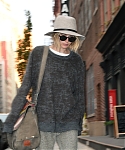 November__11_-_Arriving_at_her_hotel_in_New_York_City_28129.jpg