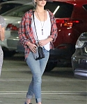 October_22_-_Out_and_about_in_Los_Angeles_28429.jpg