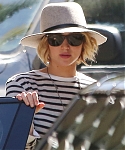 October_24_-_Leaving_a_meeting_in_LA_2811029.jpg