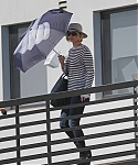 October_24_-_Leaving_a_meeting_in_LA_283129.jpg