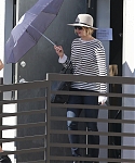 October_24_-_Leaving_a_meeting_in_LA_284629.jpg