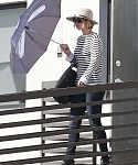 October_24_-_Leaving_a_meeting_in_LA_286929.jpg