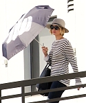October_24_-_Leaving_a_meeting_in_LA_28729.jpg