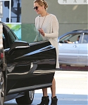 October_27_-_Out_in_LA_282629.jpg