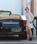 October_27_-_Out_in_LA_283229.jpg