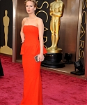 RED_March_2_-_At_the_86th_Academy_Awards_in_L_A_5BArrivals5D_285929.jpg