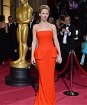 RED_March_2_-_At_the_86th_Academy_Awards_in_L_A_5BArrivals5D_286729.jpg