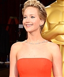 RED_March_2_-_At_the_86th_Academy_Awards_in_L_A_5BArrivals5D_288129.jpg