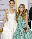 V_Nov17_-__Mockingjay_Part_1__Premiere_2812129.jpg