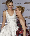 V_Nov17_-__Mockingjay_Part_1__Premiere_285729.jpg