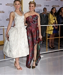 V_Nov17_-__Mockingjay_Part_1__Premiere_286229.jpg
