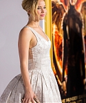W_November_17_-__Mockingjay_Part_1__LA_Premiere_282529.jpg