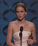 Winning_a_Oscar_for_Best_Actress_2815129.jpg