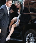 X_November_13_-_Arriving_at__Good_Morning_America__in_New_York_282929.jpg