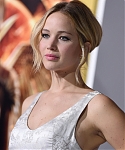 X_November_17_-__Mockingjay__Part_1__LA_Premiere_2812529.jpg