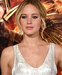 X_November_17_-__Mockingjay__Part_1__LA_Premiere_282329.jpg