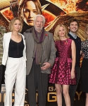 X_November_9_-_Attend_a_photocall_for___The_Hunger_Games_Mockingjay_Part_1___in_London_2810129.jpg