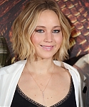 X_November_9_-_Attend_a_photocall_for___The_Hunger_Games_Mockingjay_Part_1___in_London_281529.jpg