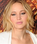 X_November_9_-_Attend_a_photocall_for___The_Hunger_Games_Mockingjay_Part_1___in_London_28229.jpg
