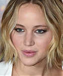 X_November_9_-_Attend_a_photocall_for___The_Hunger_Games_Mockingjay_Part_1___in_London_282629.jpg