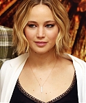 X_November_9_-_Attend_a_photocall_for___The_Hunger_Games_Mockingjay_Part_1___in_London_282929.jpg