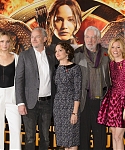 X_November_9_-_Attend_a_photocall_for___The_Hunger_Games_Mockingjay_Part_1___in_London_283929.jpg