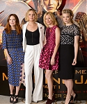 X_November_9_-_Attend_a_photocall_for___The_Hunger_Games_Mockingjay_Part_1___in_London_284529.jpg